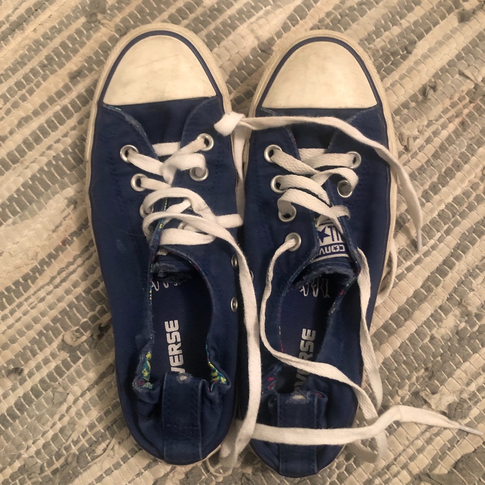 blue converse
